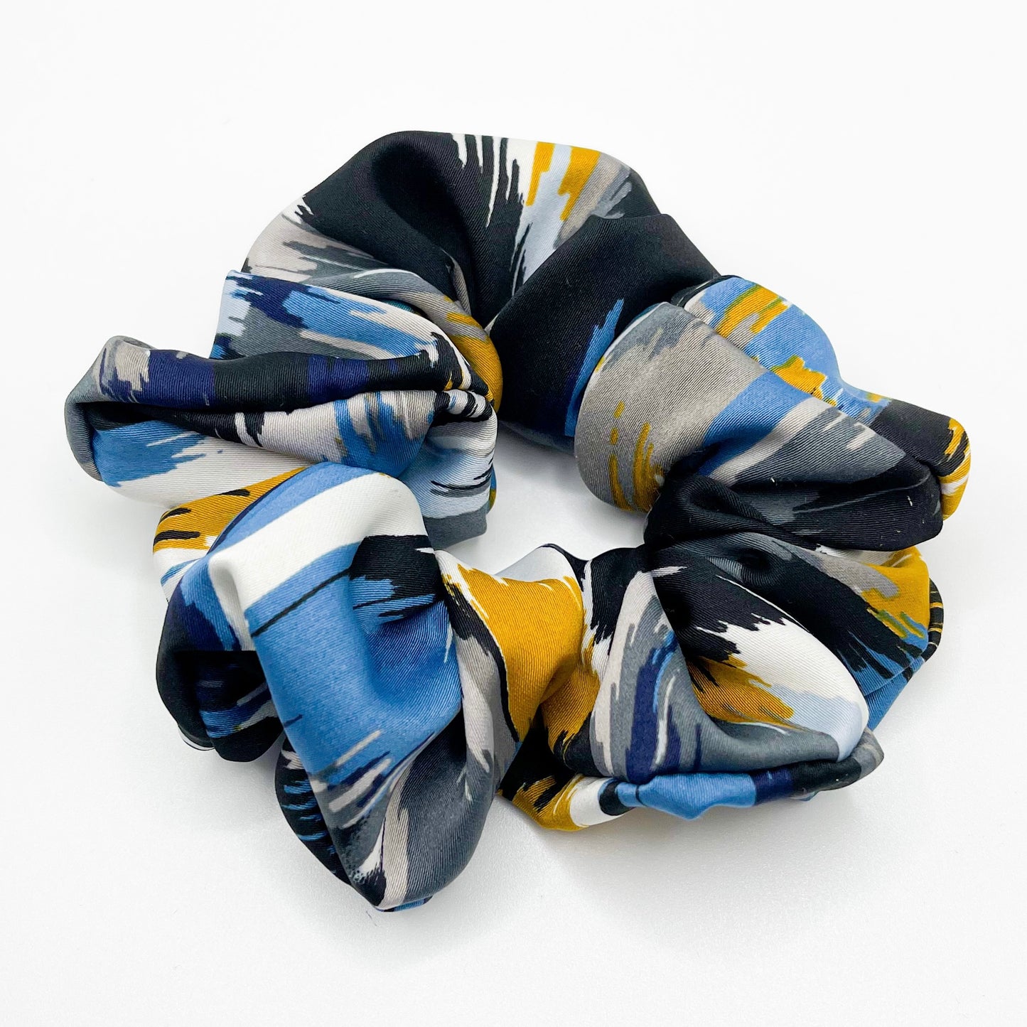 Patterned scrunchie, hair tie, silk scrunchie, xxl scrunchie, oversized hair tie